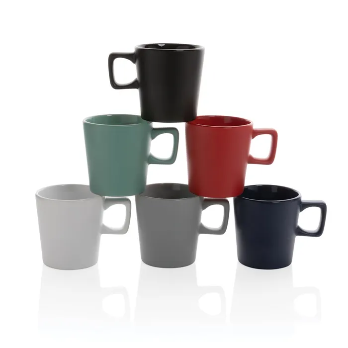 Mug 300ml en céramique au design moderne