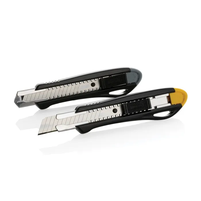 Refillable  recycled plastic professional knife